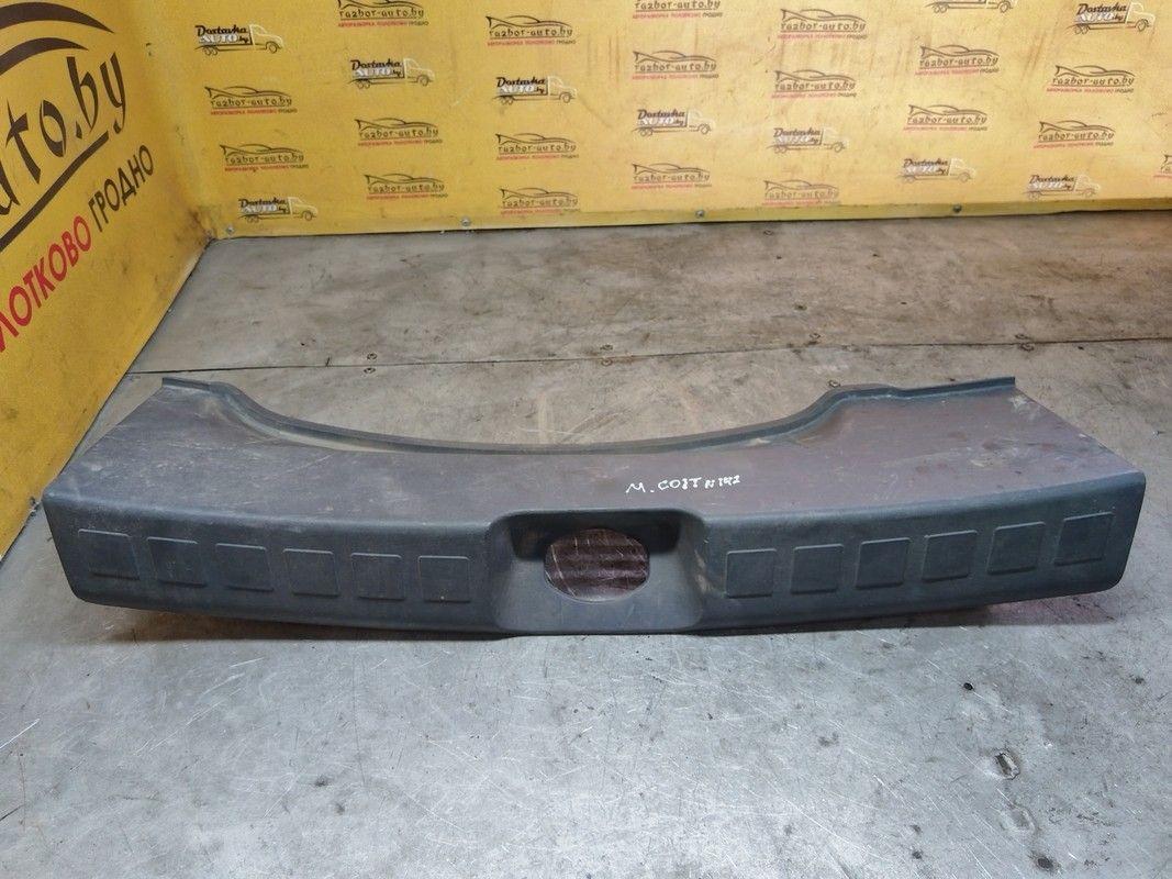 Пластик багажника IPW1IV Mitsubishi Colt