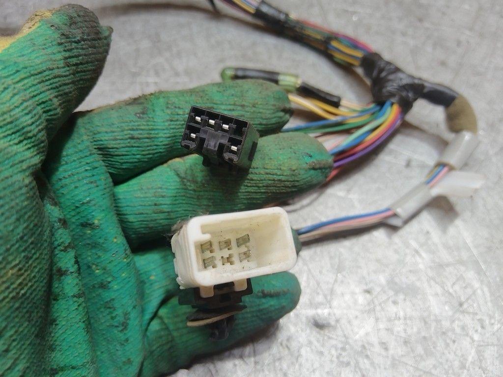 Проводка двери передней левой 3G2KTT Toyota Corolla Verso - Фото 6