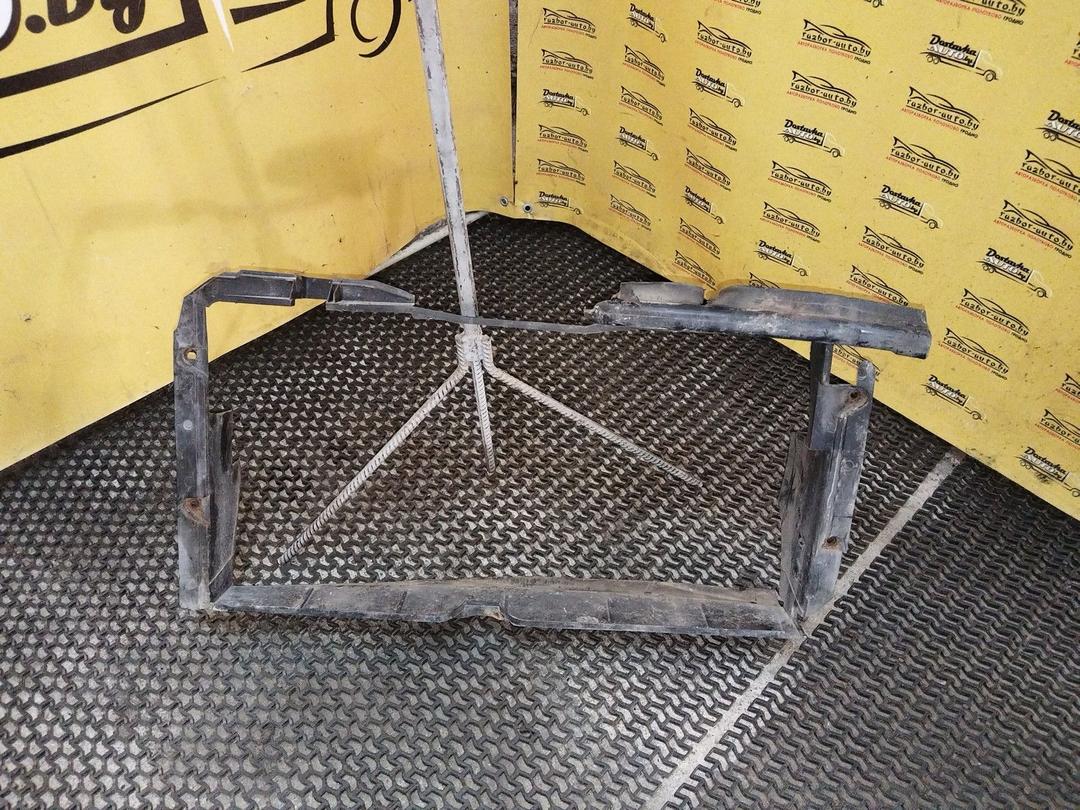 Воздуховод UYX70W Volkswagen Passat - Фото 3