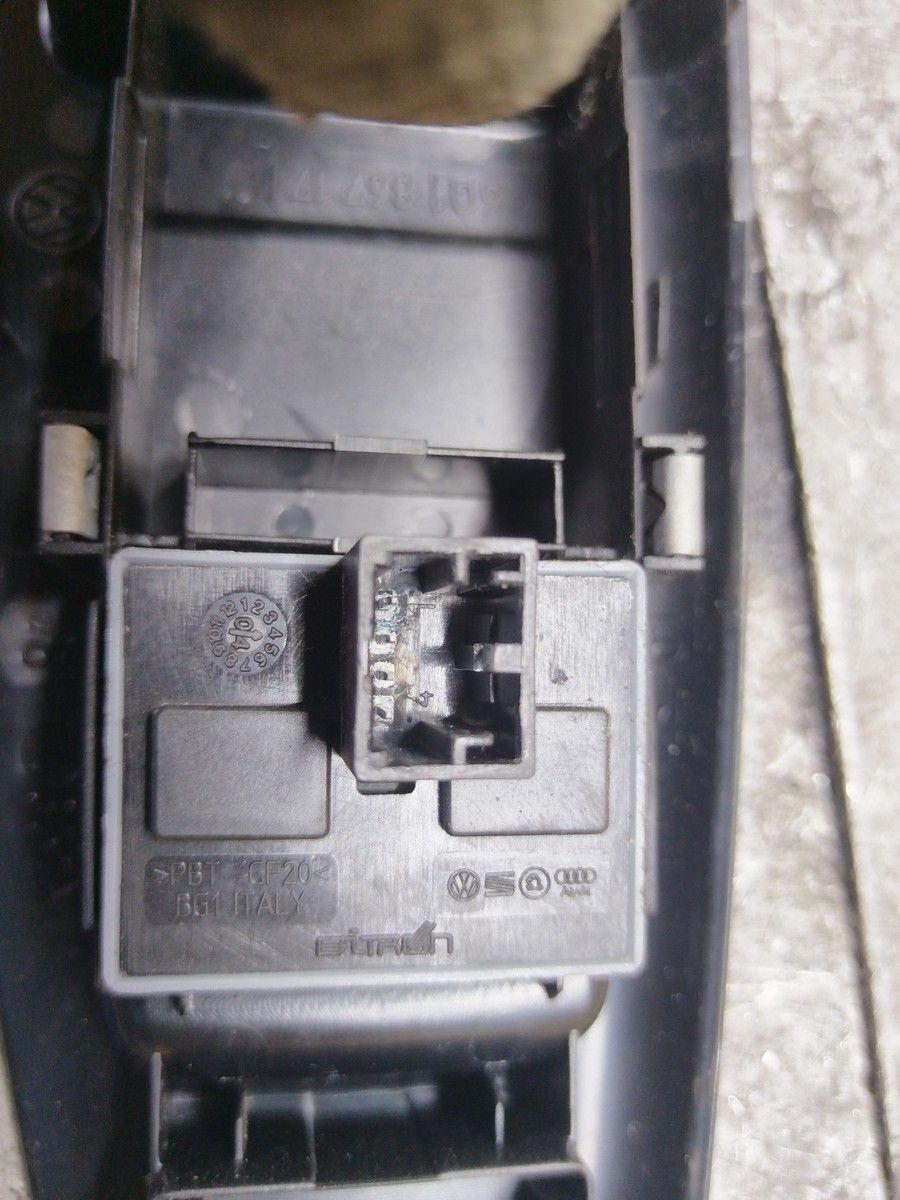 Блок управления стеклоподъемниками 8UXY6G Volkswagen Polo купить с доставкой. Огромный выбор запчастей и марок авто. У нас есть практически все.