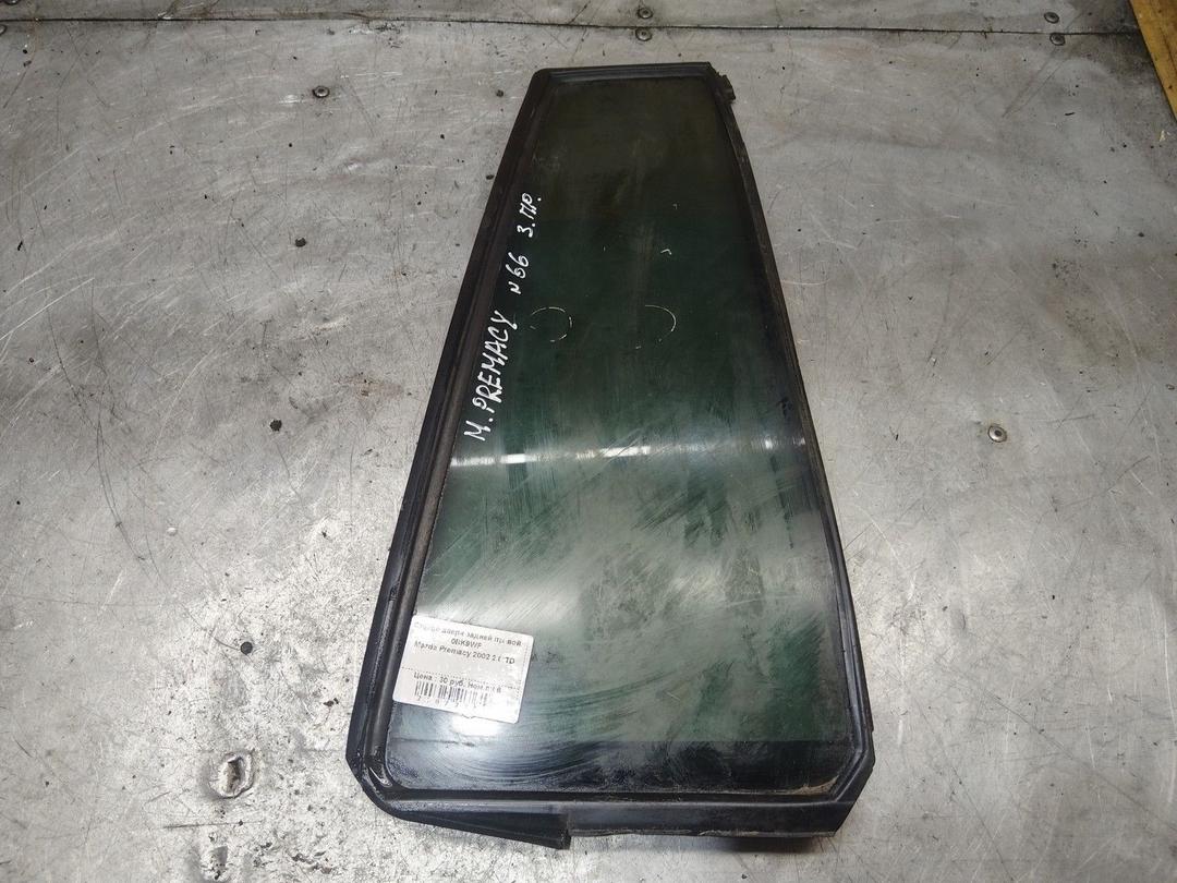 Стекло двери задней правой 0BK9WF Mazda Premacy