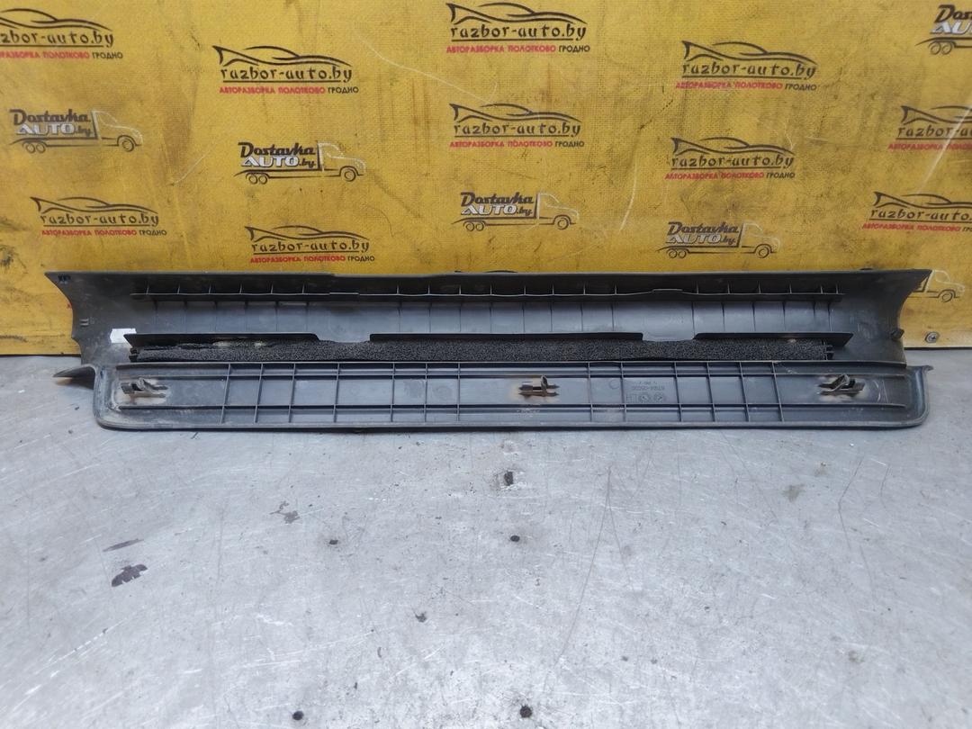 Накладка на порог IELPP4 Toyota Avensis - Фото 2