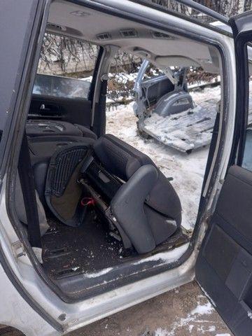 Уплотнитель двери задней правой A9MO9F Seat Alhambra купить в магазине запчастей бу