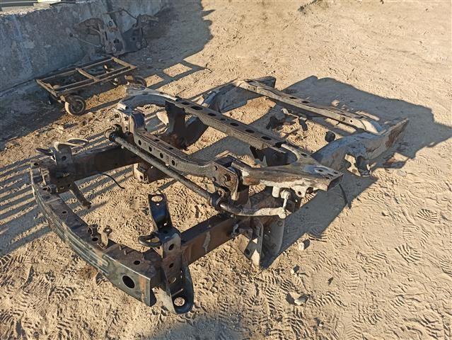 Балка под КПП 1D6345 Kia Sorento