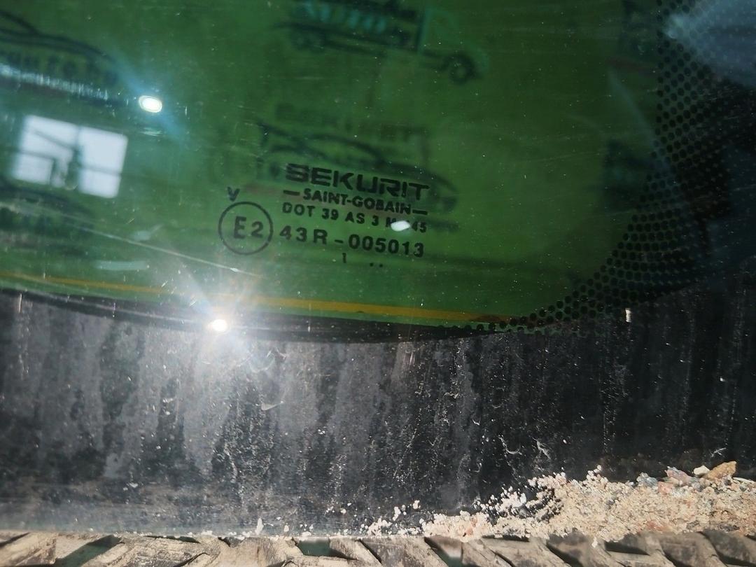 Стекло заднее 88DKBG Citroen C8 - Фото 2