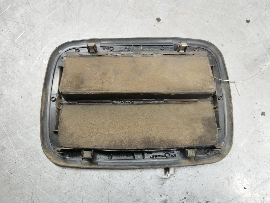 Решетка вентиляции кузова JGA28S Citroen Xsara Picasso купить