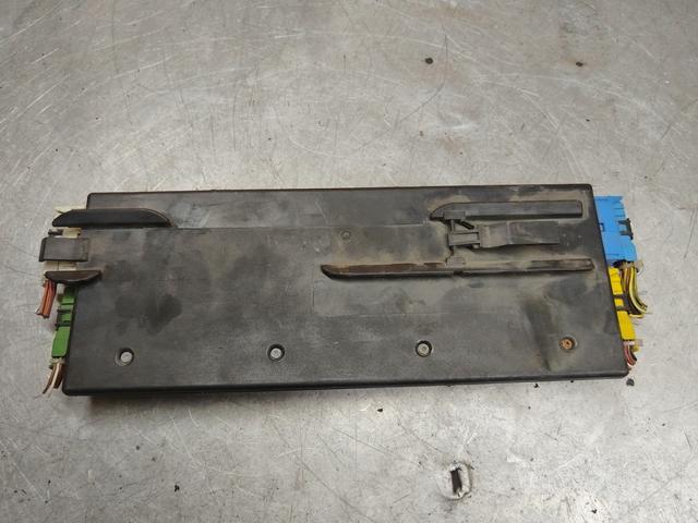 Блок управления печки/климат-контроля 8YINSV BMW 7 E32 купить в магазине запчастей бу