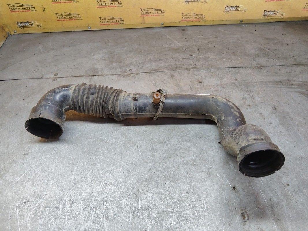 Патрубок воздушного фильтра YW7S2Z Citroen Evasion