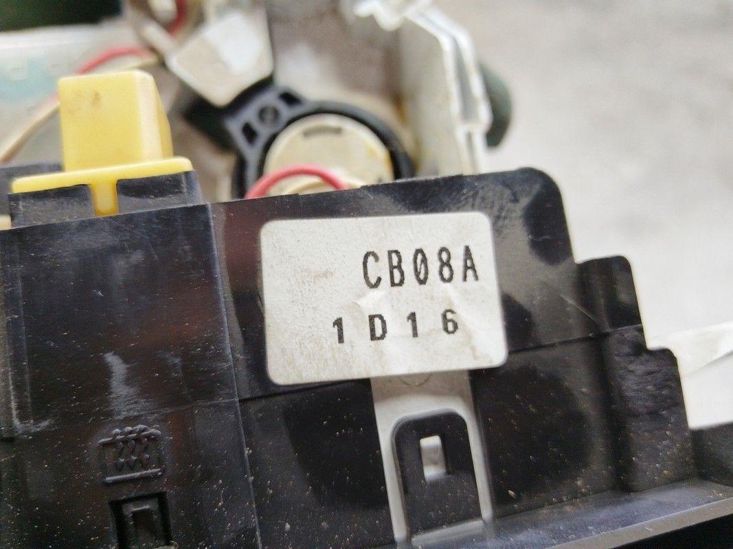 Блок управления печки/климат-контроля QP7N5F Mazda Premacy - Фото 7