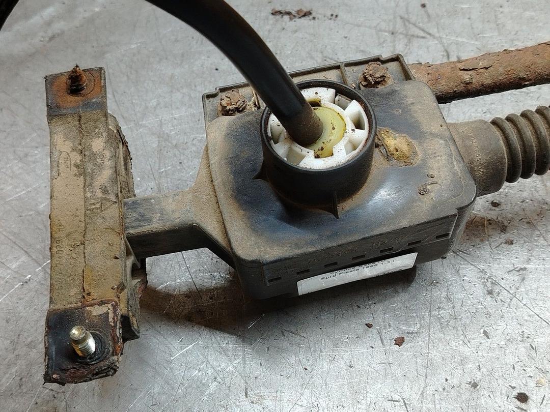 Кулиса R2F6TU Ford Fiesta - Фото 4