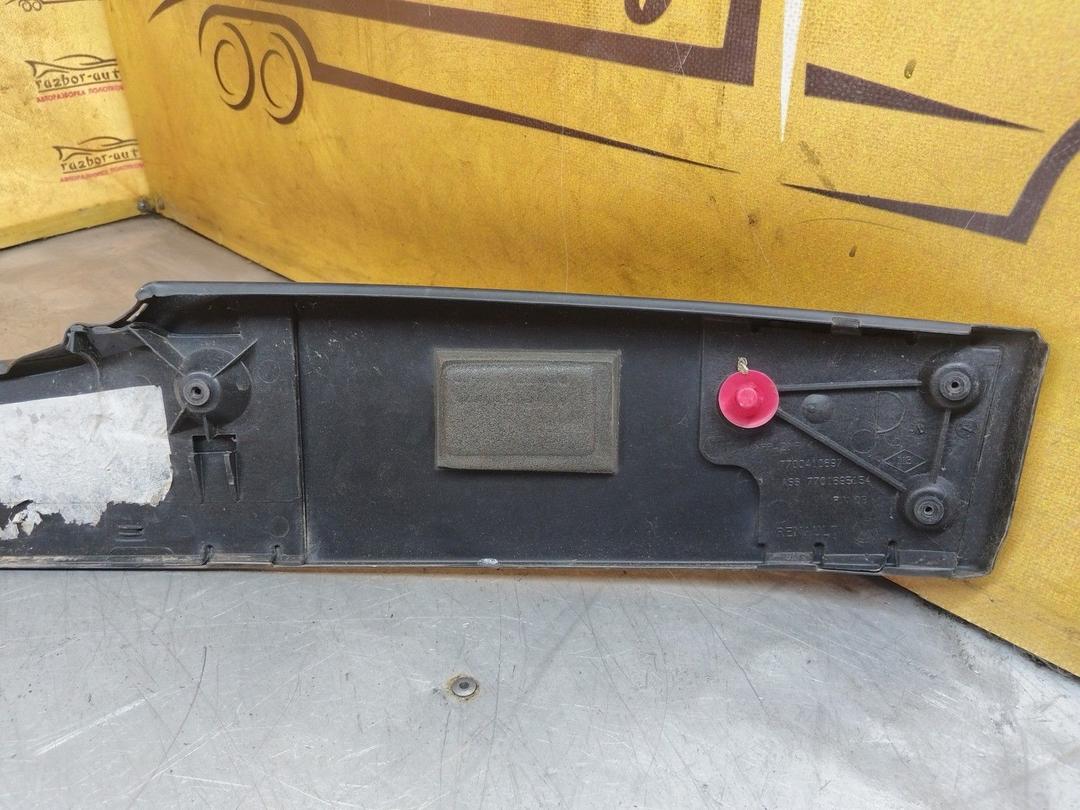 Спойлер CONMPS Renault Clio купить в магазине запчастей бу