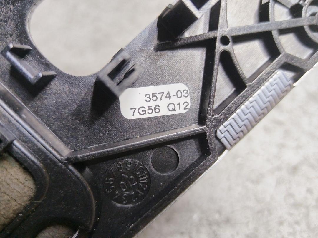 Рамка под магнитолу 3RSSH2 Mercedes A W168 купить с доставкой