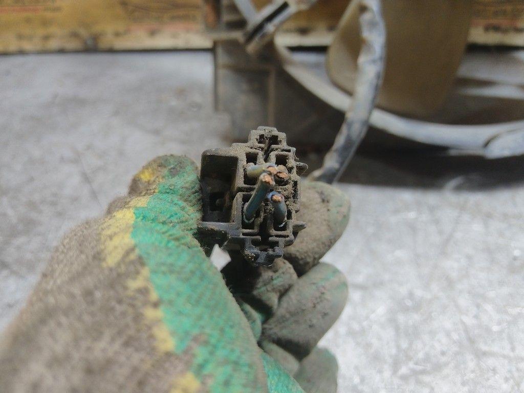 Вентилятор радиатора C2LAQS Mazda Xedos 6 - Фото 5