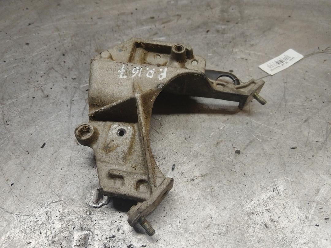 Кронштейн S0OUO1 Peugeot Partner купить с доставкой