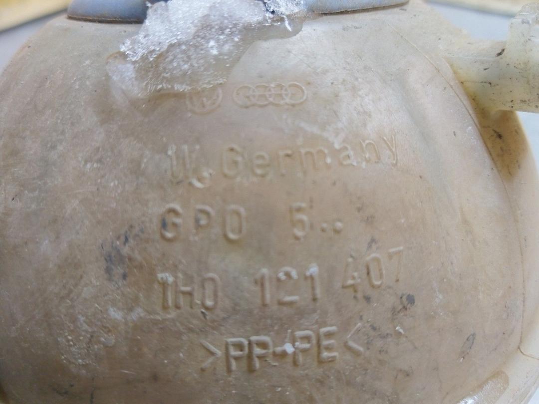 Бачок расширительный 6J69MA Volkswagen Passat купить с доставкой