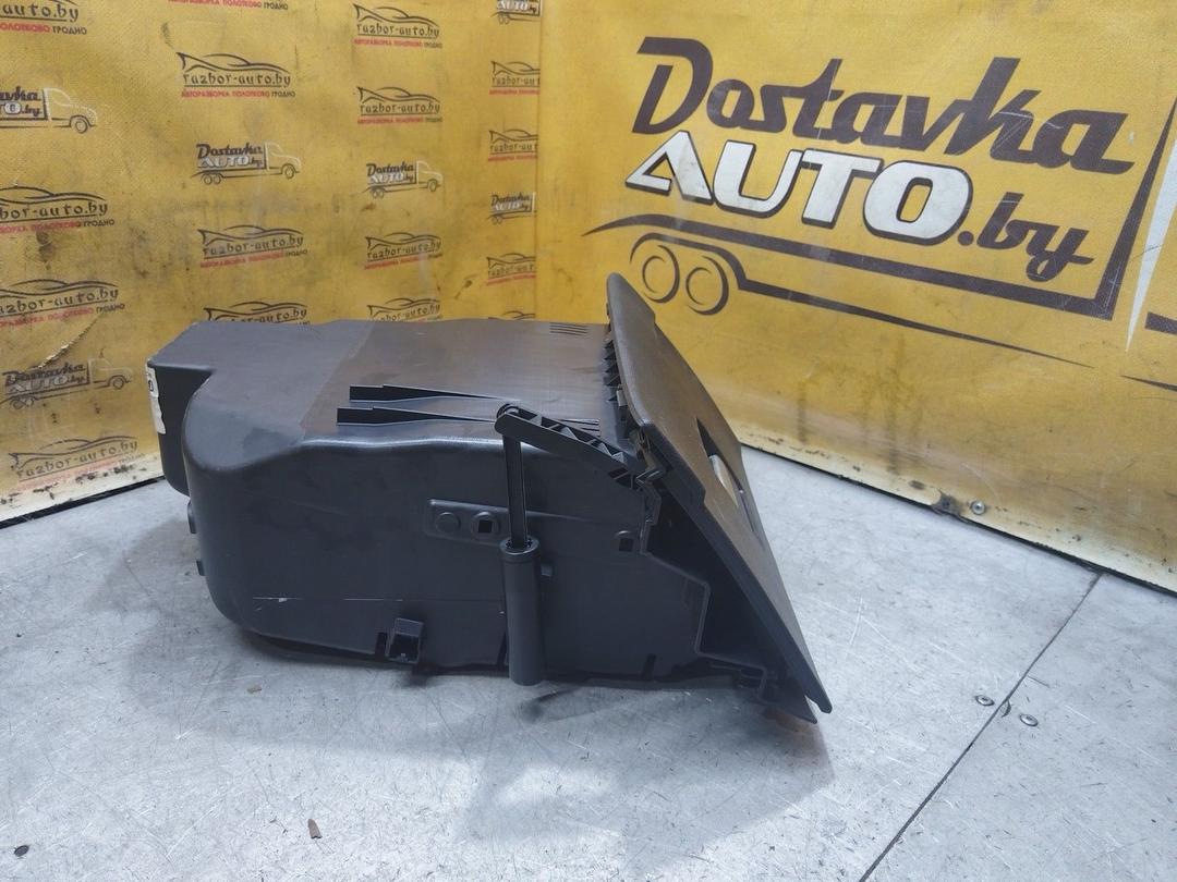 Бардачок QIX256 Ford Mondeo купить в магазине запчастей бу