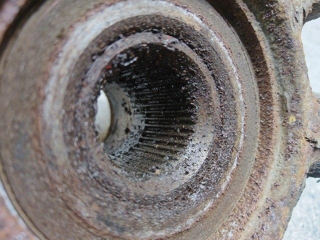 Кулак поворотный левый 6VPER3 Seat Alhambra купить на авторазборке