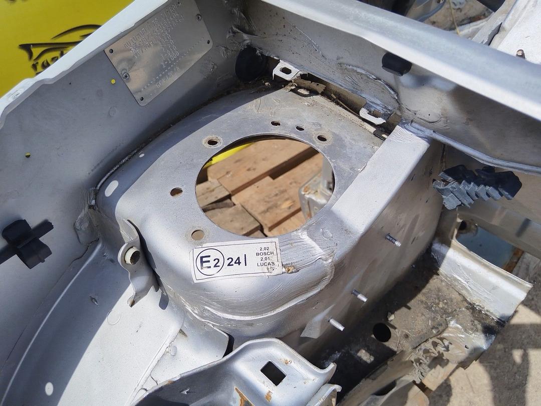 Стойка кузовная передняя правая M9727D Citroen Berlingo undefined