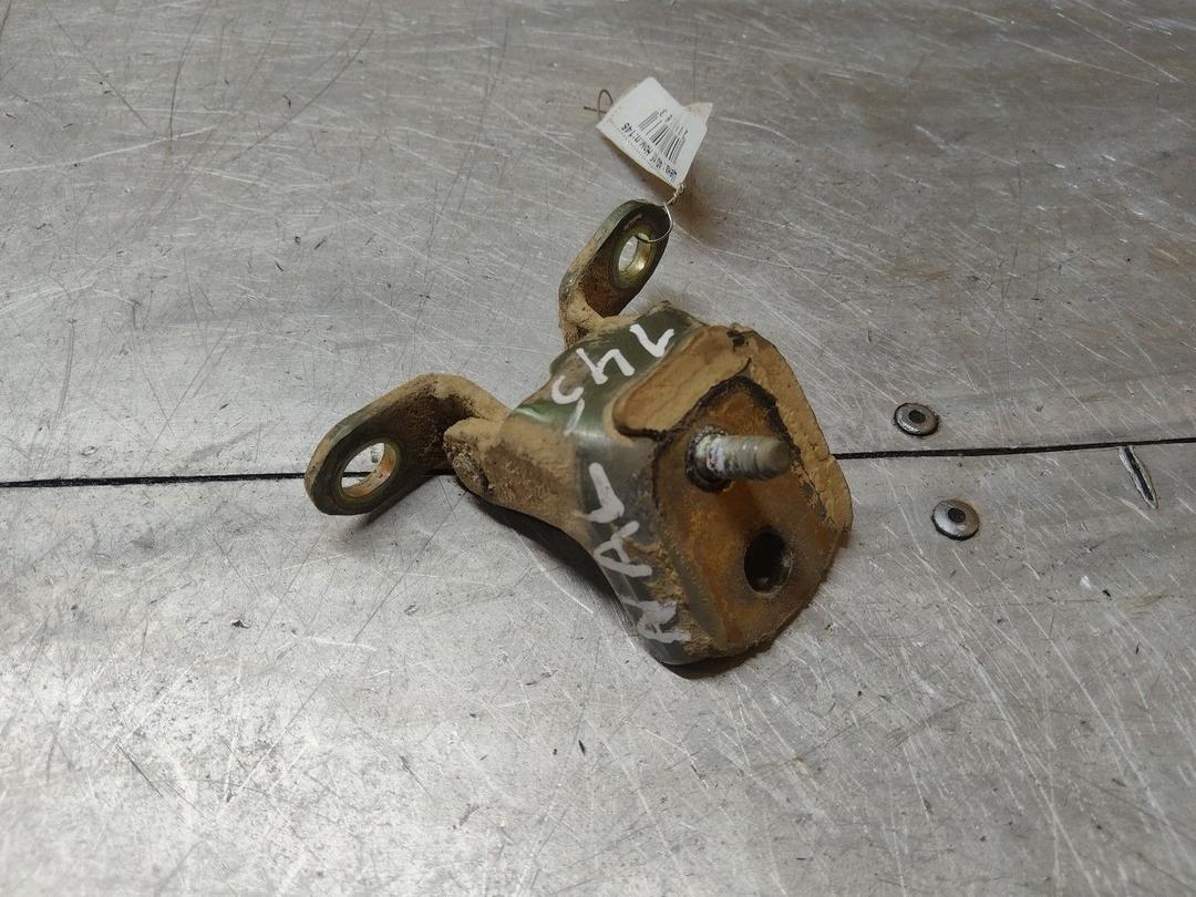 Петля двери задней левой 5PM377 Nissan Almera