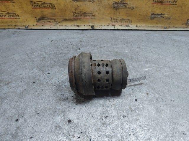 Подушка крепления двигателя 17PRFQ Volkswagen Passat