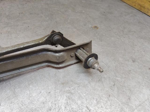 Механизм стеклоочистителя (трапеция дворников) WXO8T1 Volkswagen Jetta купить с доставкой