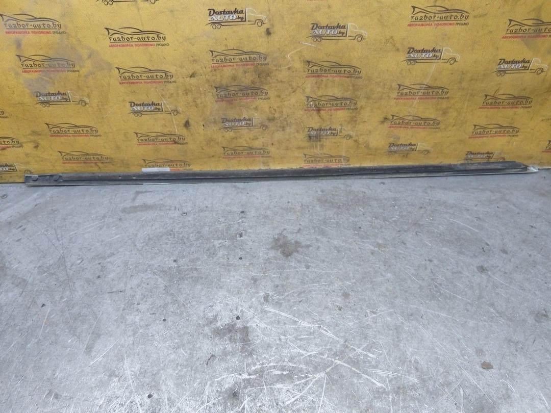 Молдинг стекла двери передней левой наружный 6D2Q46 Volkswagen Passat купить