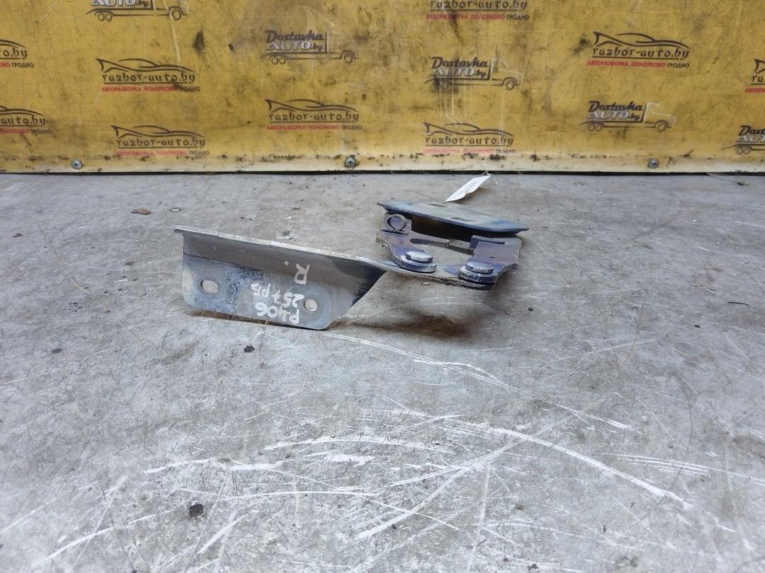 Петля капота правая 030FLM Peugeot 406 купить в магазине запчастей бу