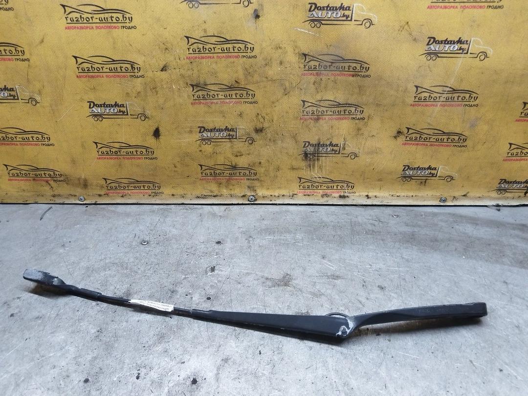 Щеткодержатель (поводок стеклоочистителя, дворник) 3U52UO Volkswagen Polo купить