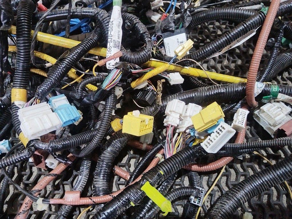 Проводка салона 3JAM0M Honda FR-V - Фото 4