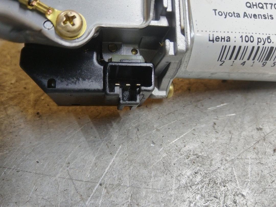 Моторчик заднего стеклоочистителя (дворника) QHQT70 Toyota Avensis купить на авторазборке