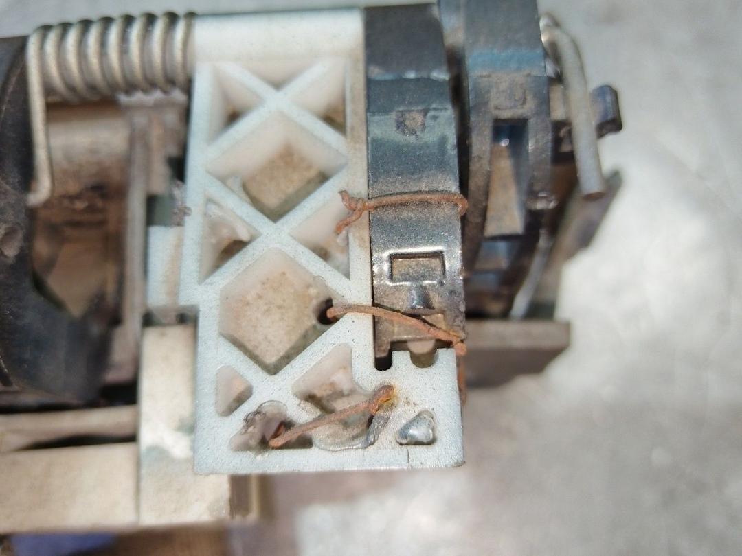 Ручка открывания багажника 6LPPRA Renault Safrane - Фото 7