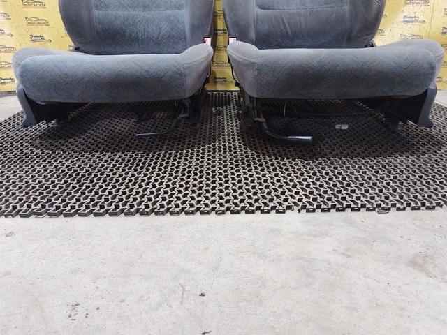 Сиденье переднее W3J0I9 Daewoo Nubira купить в магазине запчастей бу