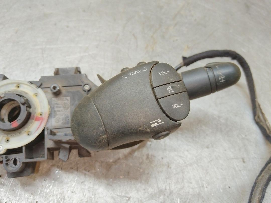 Переключатель подрулевой (стрекоза) JAKF7X Renault Kangoo - Фото 4