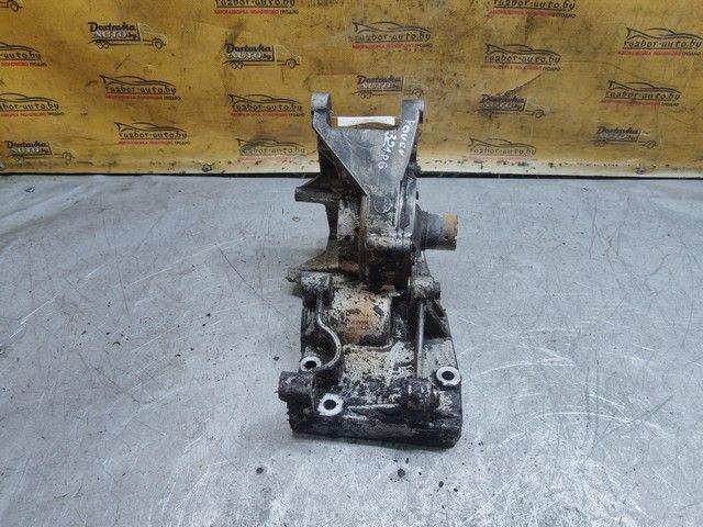 Кронштейн генератора U8BDQJ Rover 600 купить