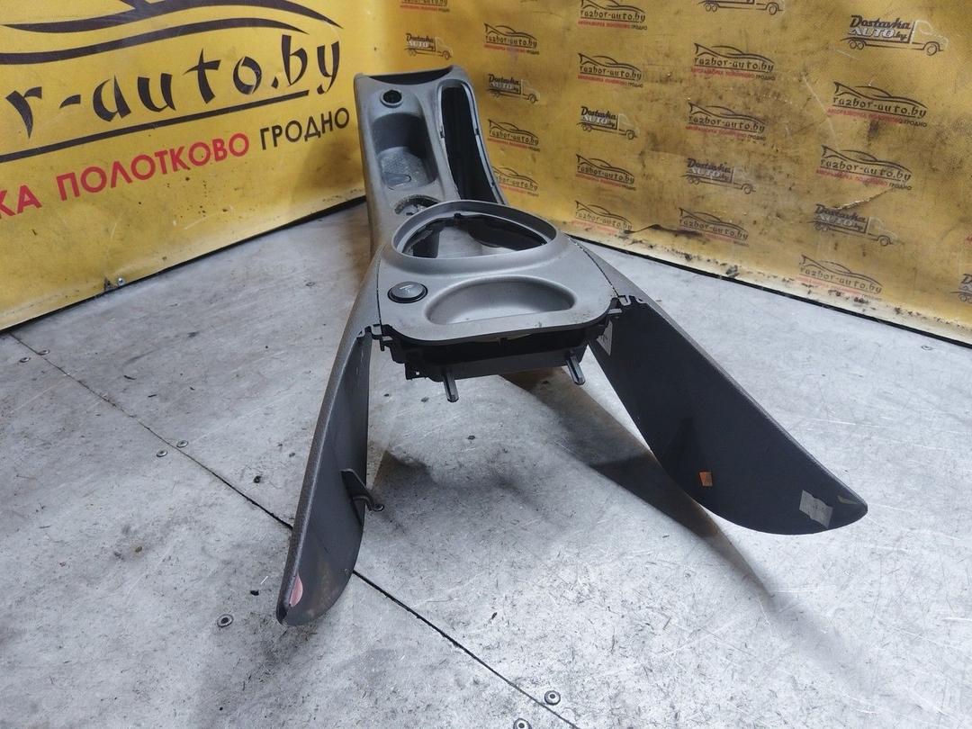 Консоль салона (кулисная часть) DPQU3L Citroen C5 купить в магазине запчастей бу