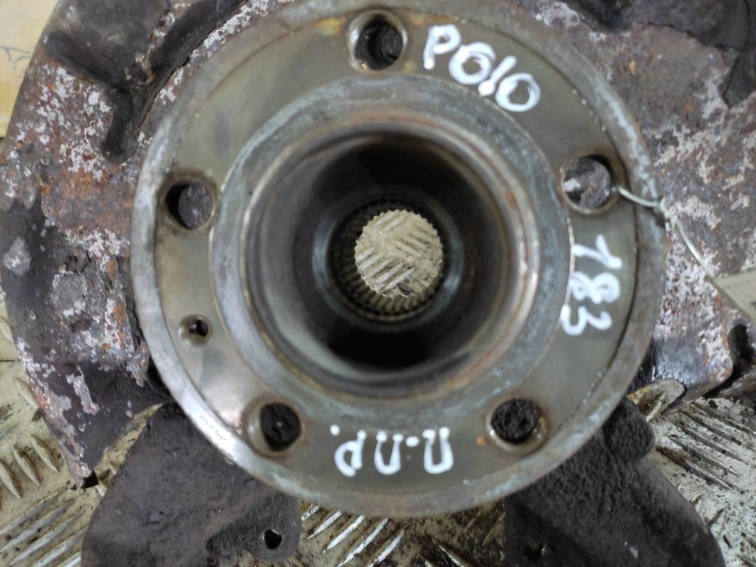 Кулак поворотный правый 0SK5LU Volkswagen Polo купить