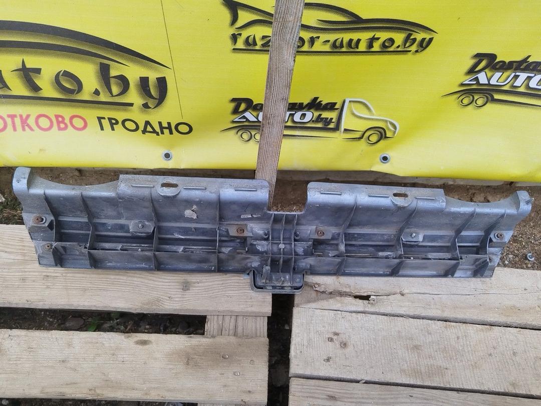 Решетка радиатора N2K6YP Peugeot 605 undefined
