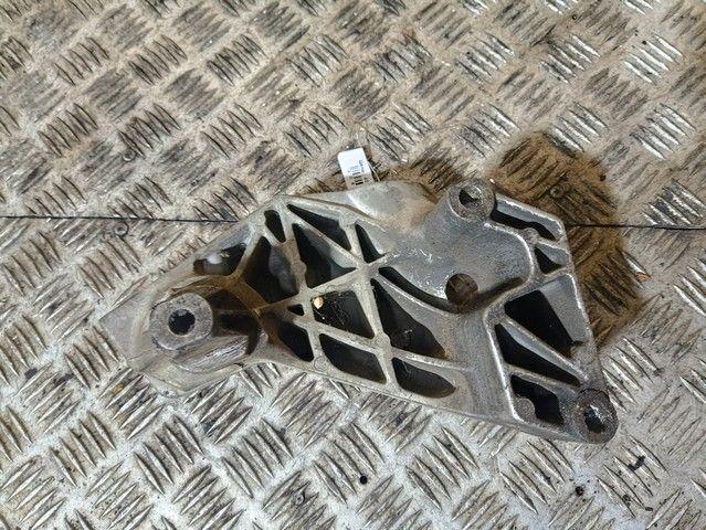 Кронштейн двигателя HHEA93 Volkswagen Golf - Фото 2