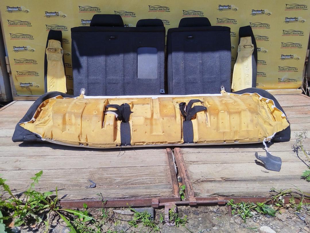 Сиденье заднее NJK6H9 Peugeot 607 undefined