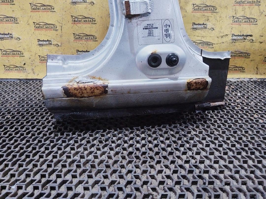 Стойка кузовная центральная правая FIIGFS Renault Clio undefined