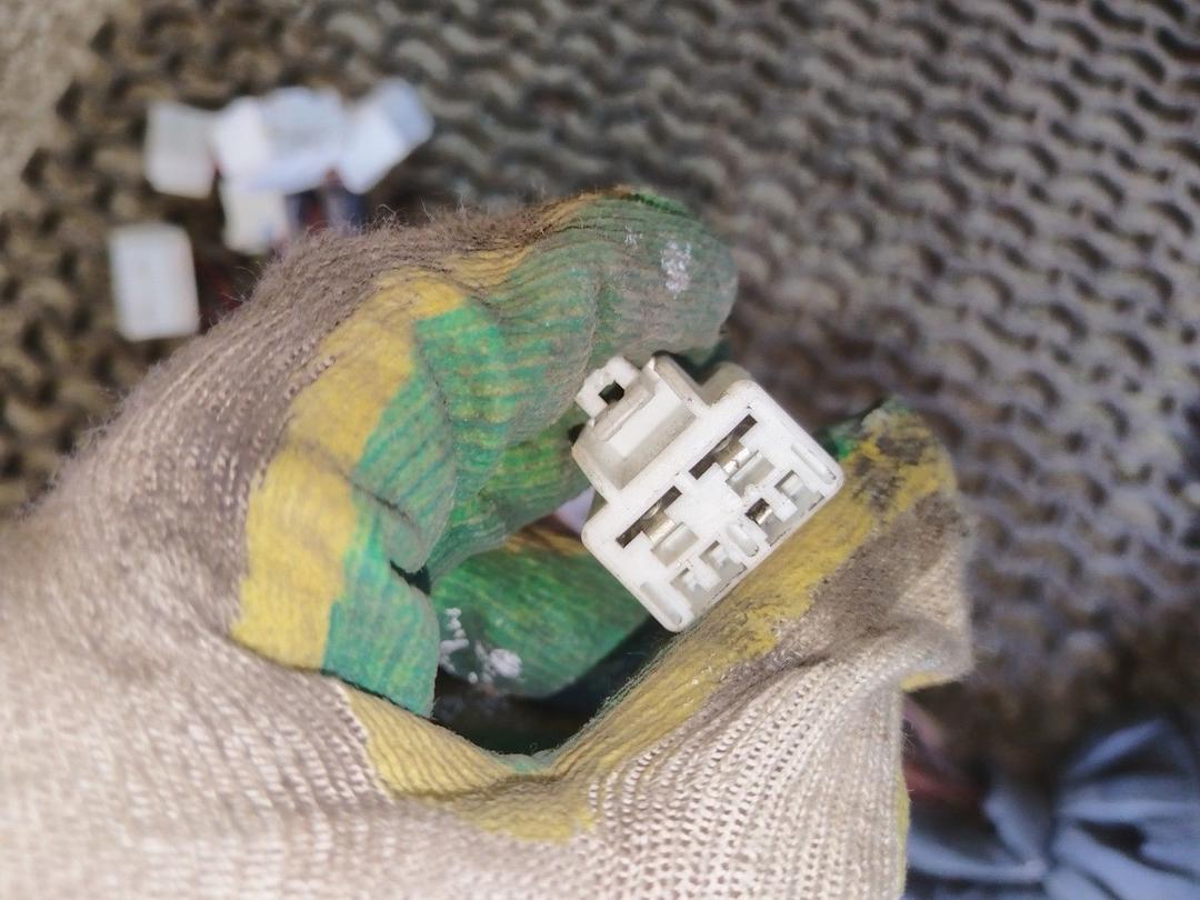 Проводка двигателя 2YM35C Toyota Avensis - Фото 7