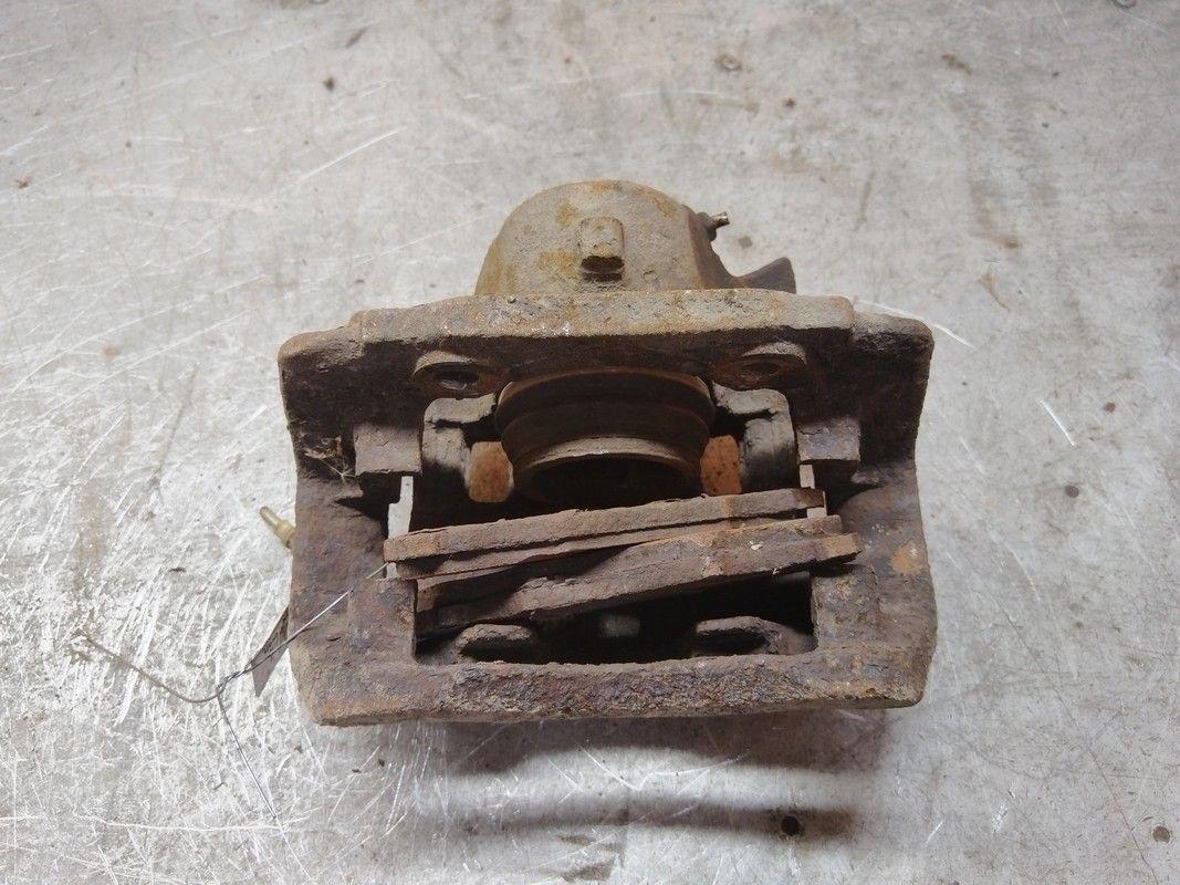 Суппорт передний правый RE1LKR Peugeot 406 - Фото 4