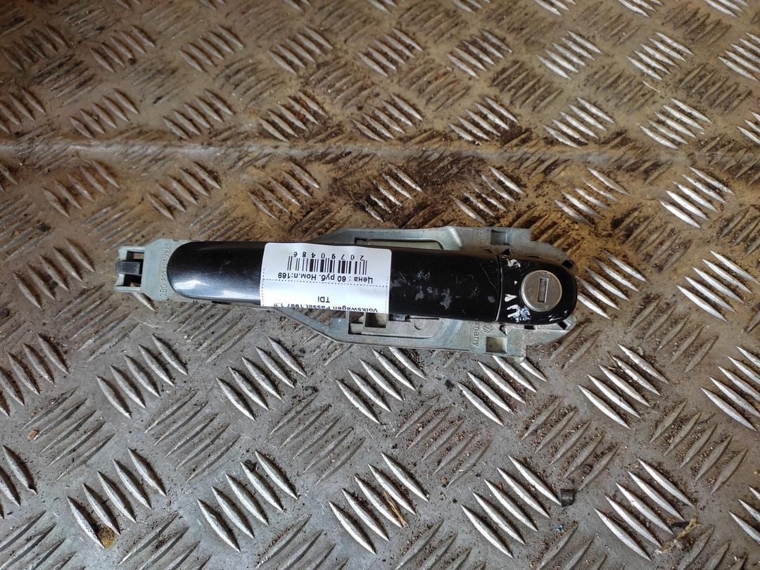 Ручка наружная передняя левая MFQI8W Volkswagen Passat купить