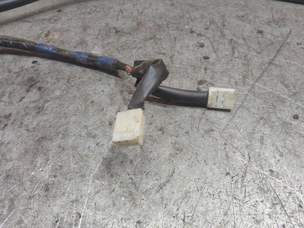 Проводка крышки багажника V0TTJY Toyota Corolla - Фото 3