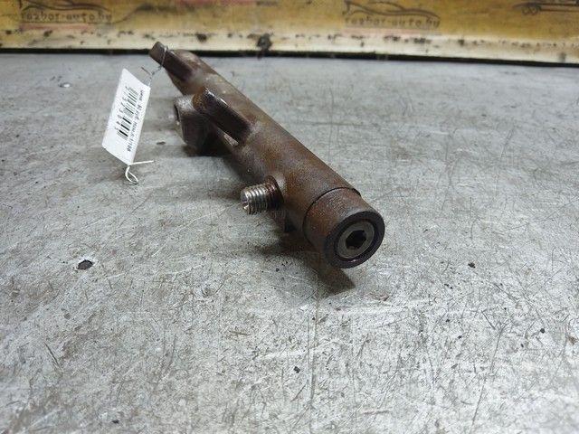 Топливная рампа XL07YW Renault Scenic купить в магазине запчастей бу