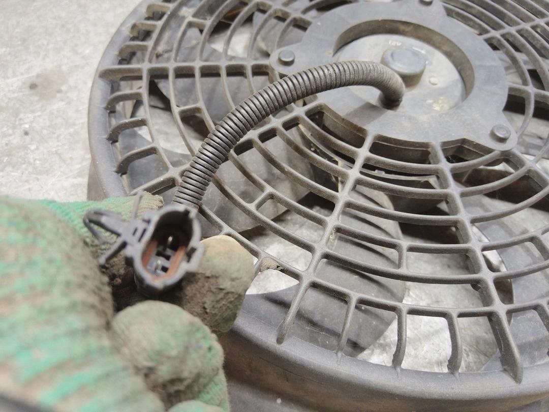 Вентилятор кондиционера 2PDO41 Kia Carnival купить с доставкой