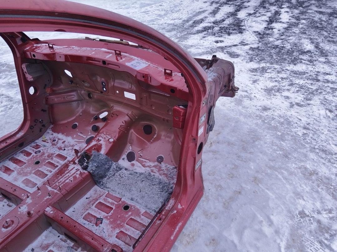 Стойка кузовная передняя правая KWUN8R Citroen C3 купить в магазине запчастей бу