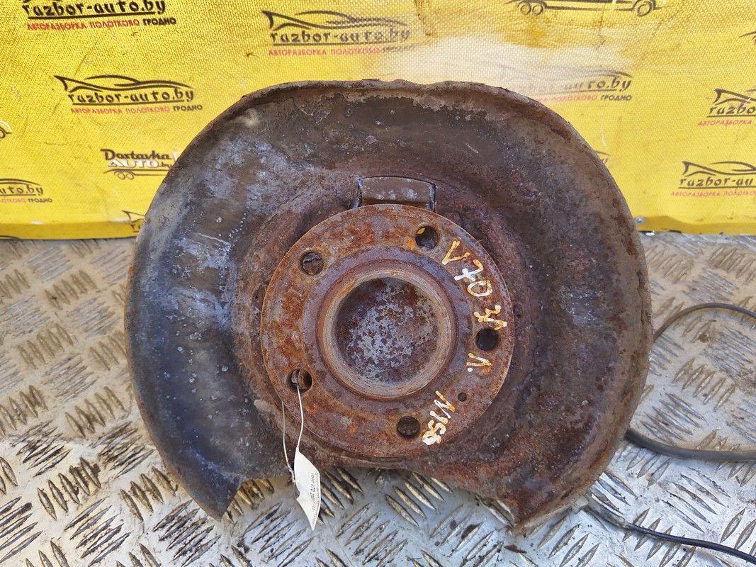 Ступица задняя левая 31UJ4W Volvo V70 - Фото 1