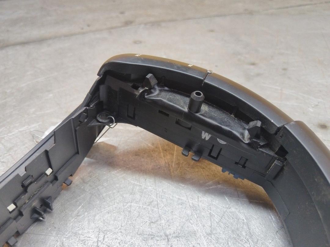 Джойстик управления мультимедиа 010DQ7 Citroen C4 купить с доставкой. Огромный выбор запчастей и марок авто. У нас есть практически все.