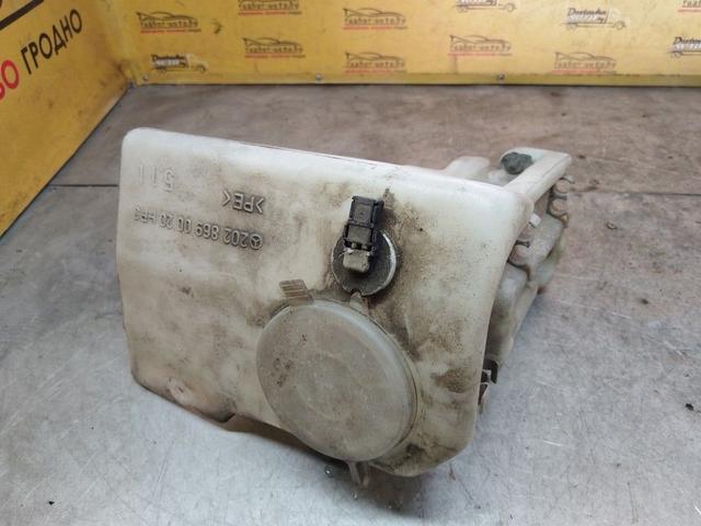 Бачок омывателя SCE4U6 Mercedes C W202 купить в магазине запчастей бу